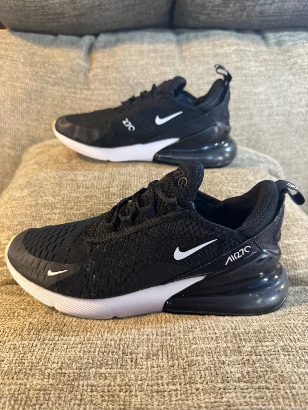 Nike Air Max 270 Kids Black/White #943345-001 Size 6Y